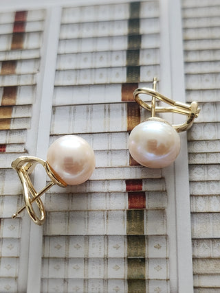 14K Cultured Pearl Omega Earrings