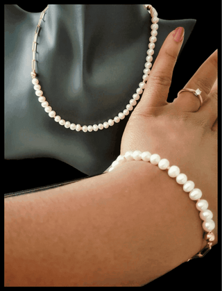 Mia Freshwater Pearl Set