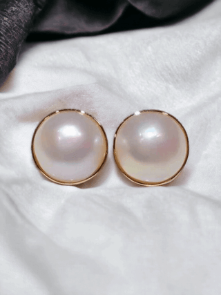 18K Mabe Pearl & Diamond Pendant Necklace