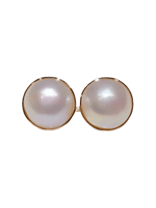 18K Round Mabe Pearl Earrings
